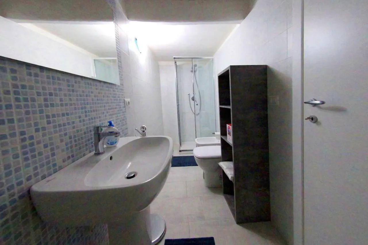 Apartamento Patri House CTA Italia