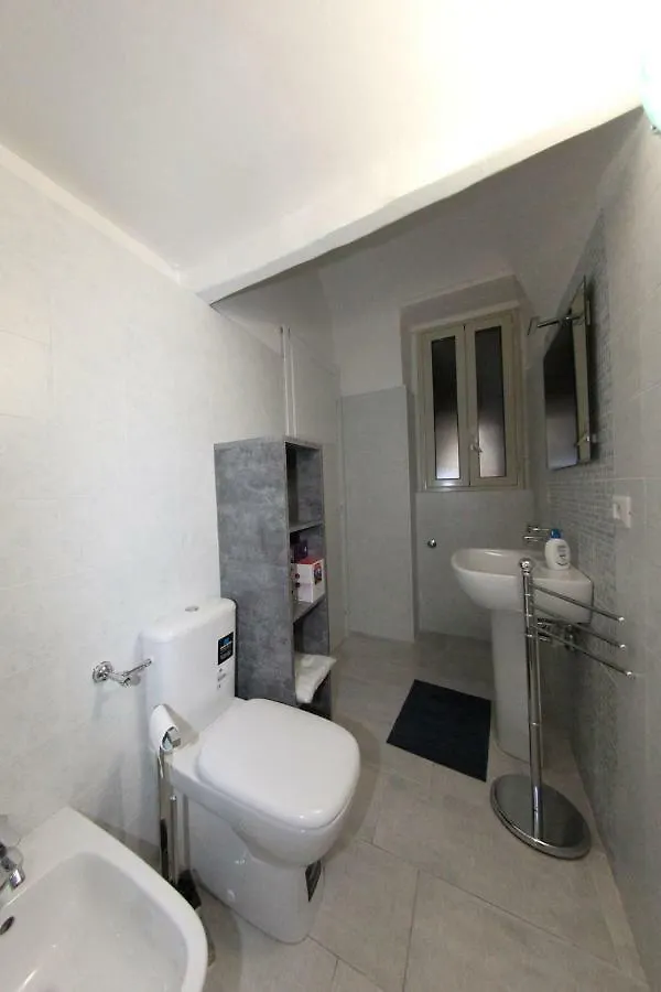 Apartamento Patri House CTA Italia